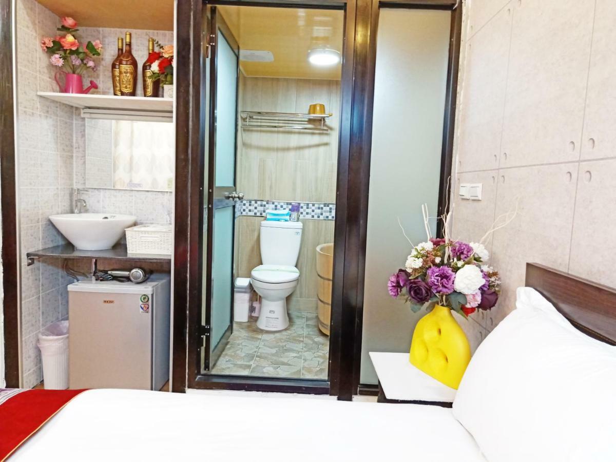 Woju Homestay Ταϊνάν Εξωτερικό φωτογραφία