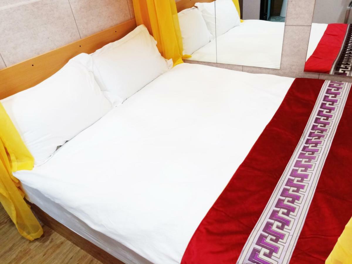 Woju Homestay Ταϊνάν Εξωτερικό φωτογραφία